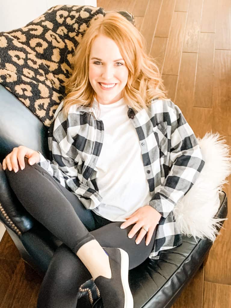 Everlane Perform Leggings Review 8 Everlane Perform Leggings Review 7