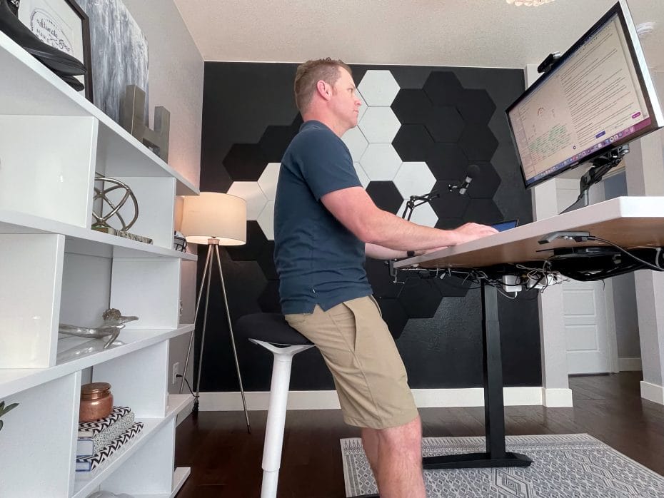 Jarvis Standing Desk Review: we put the best-selling standing desk to the test 26